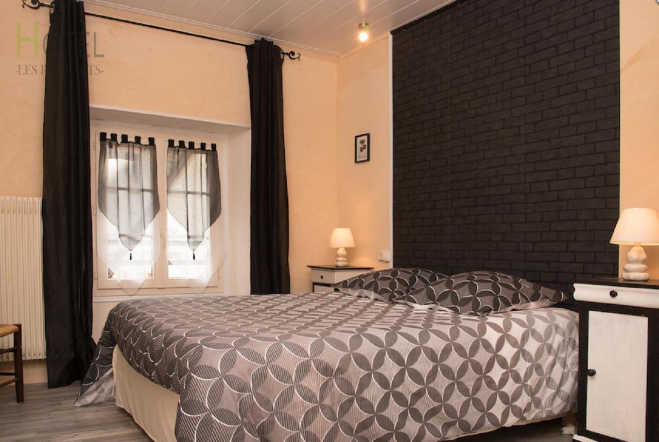 Hotel Les Remparts Nozeroy Εξωτερικό φωτογραφία