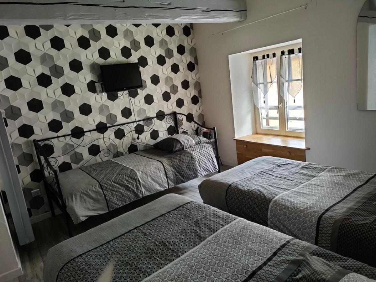Hotel Les Remparts Nozeroy Εξωτερικό φωτογραφία