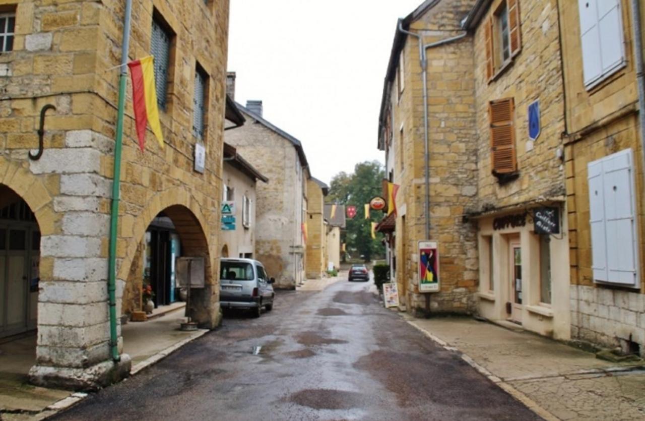 Hotel Les Remparts Nozeroy Εξωτερικό φωτογραφία